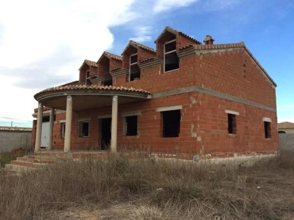 Casa independiente en camino Arroba de Hornos