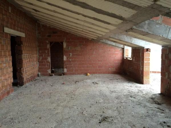 Casa independiente en camino Arroba de Hornos