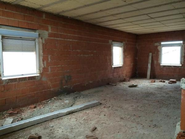 Casa independiente en camino Arroba de Hornos