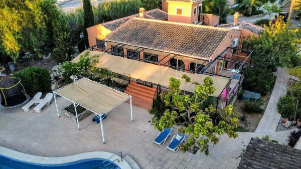 Casa independiente en camino Arroba de Hornos