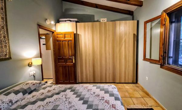 Casa independiente en camino Arroba de Hornos