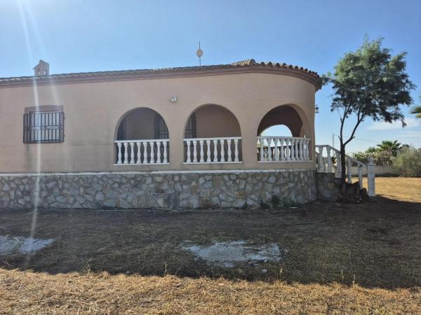 Casa independiente en camino Chicharra Lo