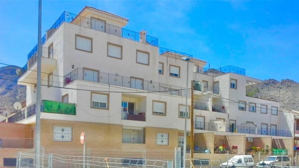 Piso en CL San Isidro