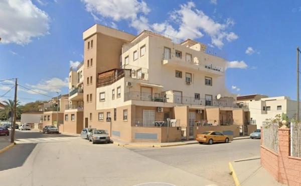 Piso en CL San Isidro