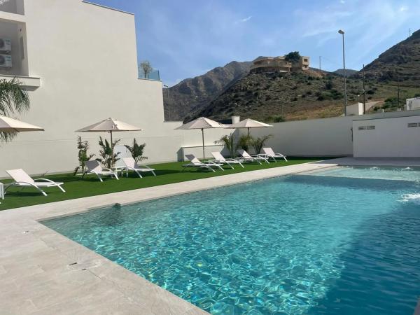 Chalet adosado en Desconocido, 83