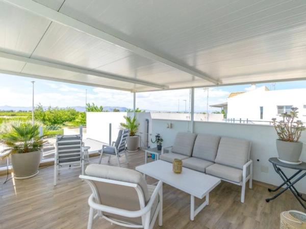 Casa independiente en calle Irlanda