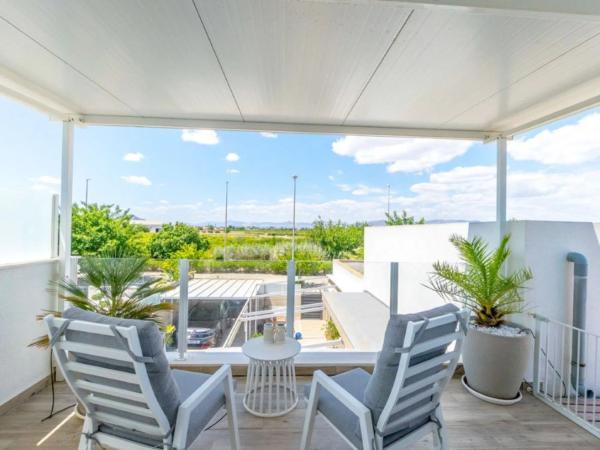 Casa independiente en calle Irlanda