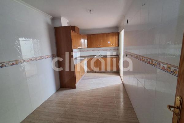 Casa independiente en avenida de Almoradí