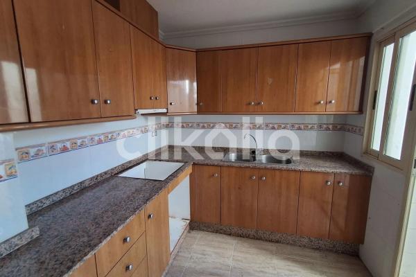 Casa independiente en avenida de Almoradí