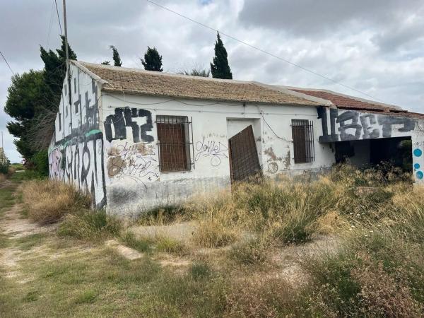 Finca rústica en calle del Mediterráneo, 177