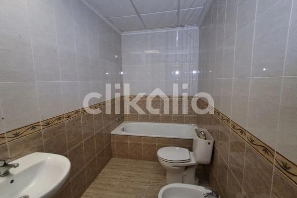 Casa independiente en avenida de Almoradí