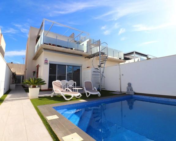 Chalet adosado en avenida Vicente Ferrer s/n