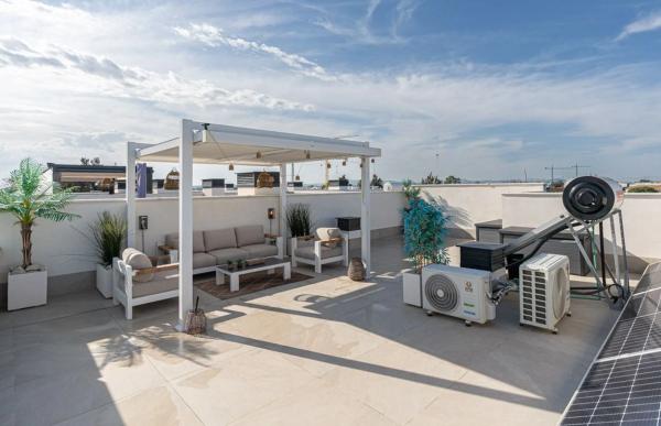 Chalet adosado en calle Conde de Zavella, 52