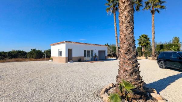 Casa independiente en Lugar Escorredor