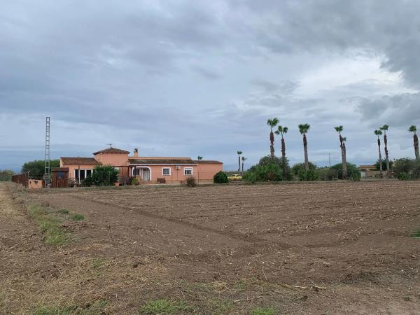 Casa independiente en vereda Sobreviñas