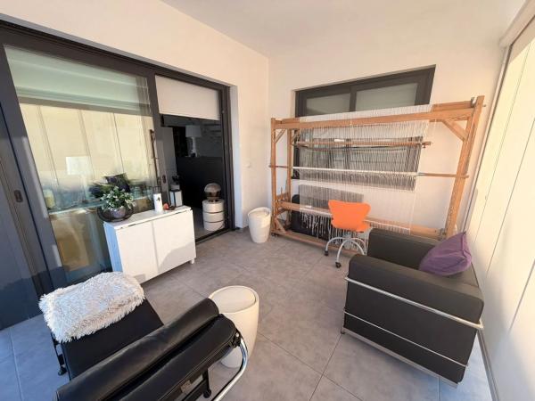 Casa independiente en calle Escritor José Pastor