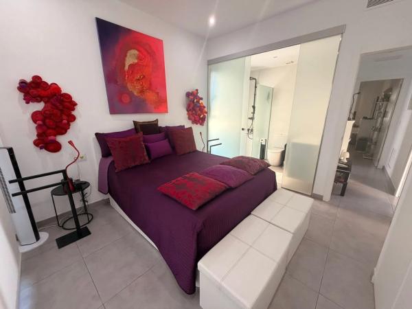 Casa independiente en calle Escritor José Pastor