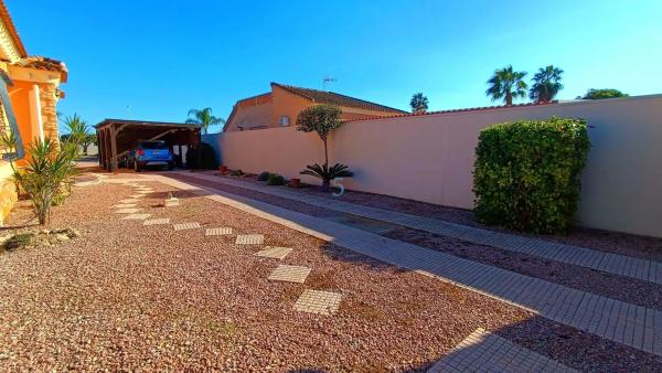 Chalet en Formentera del Segura