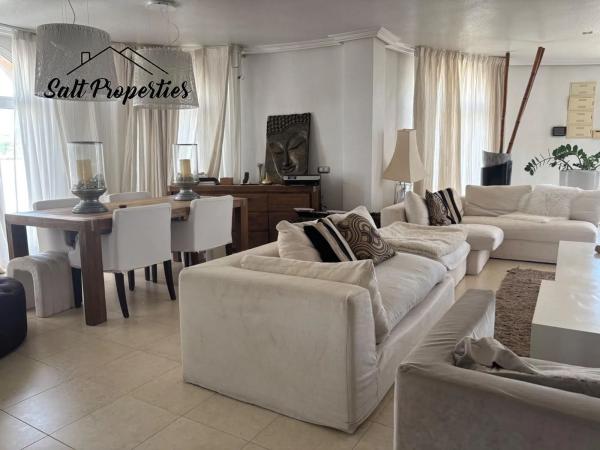 Casa independiente en calle Guardamar