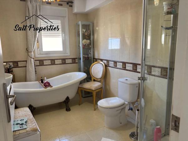 Casa independiente en calle Guardamar