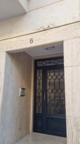 Piso en Av Reina Sofia, 6