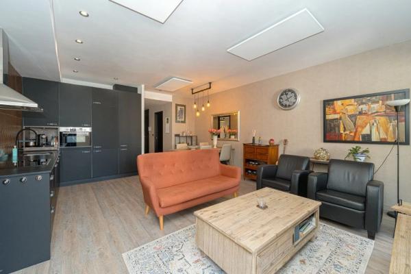 Piso en calle Pedro García Roca, 13