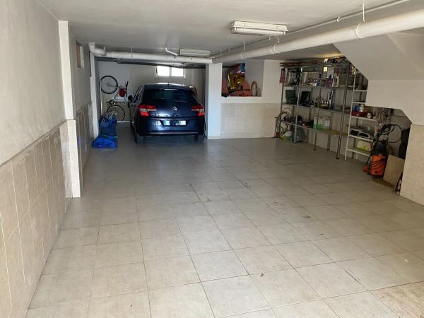 Chalet pareado en calle San Miguel