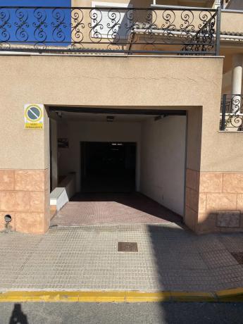 Chalet pareado en calle San Miguel