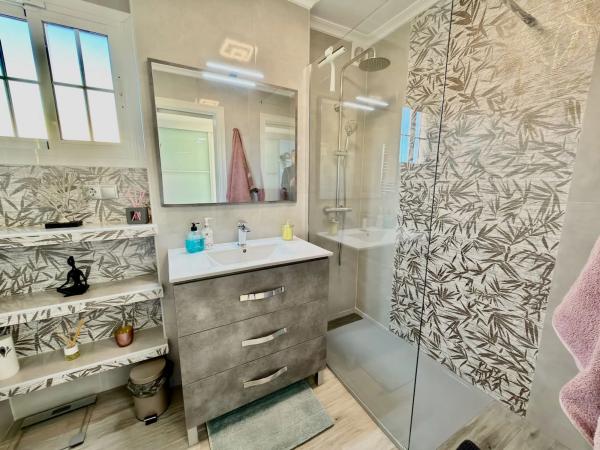 Casa independiente en calle Vicente Aracil, 5