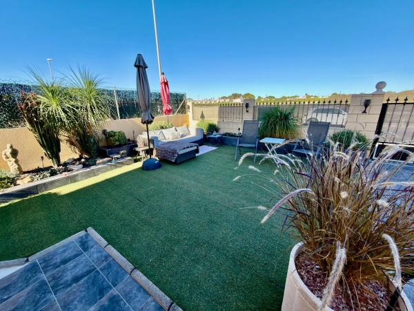 Casa independiente en calle Vicente Aracil, 5