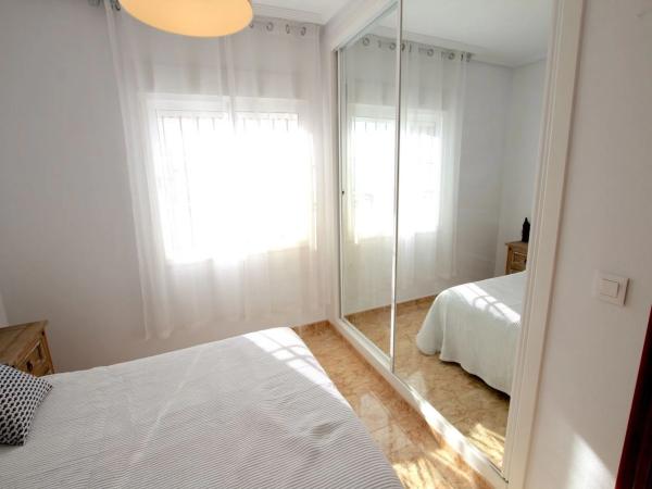 Casa independiente en calle el Bovalar