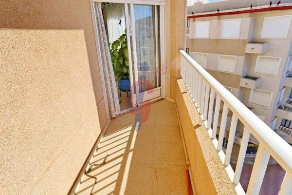 Estudio en calle Dolores Viudes Blasco, 1