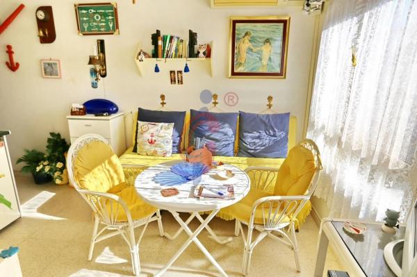 Estudio en calle Dolores Viudes Blasco, 1