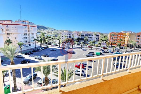 Estudio en calle Dolores Viudes Blasco, 1