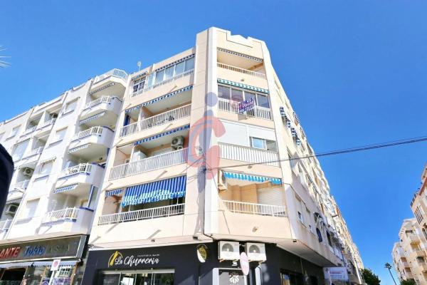 Estudio en calle Dolores Viudes Blasco, 1