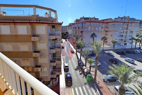 Estudio en calle Dolores Viudes Blasco, 1