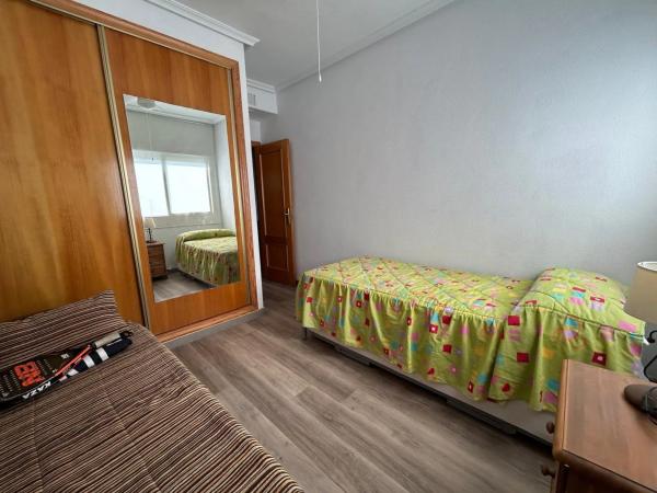 Piso en calle Alcalde Rosalino Pérez Hde