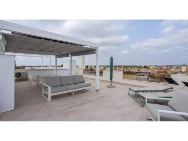 Ático en Urbanizaciones