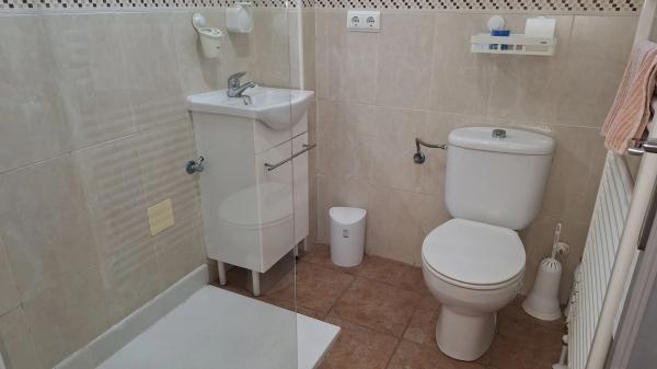 Casa independiente en CL Tamarit El, 6