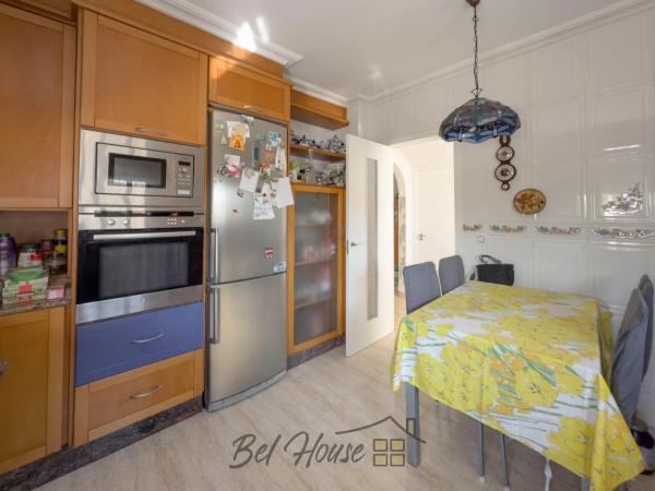 Casa independiente en calle Roma