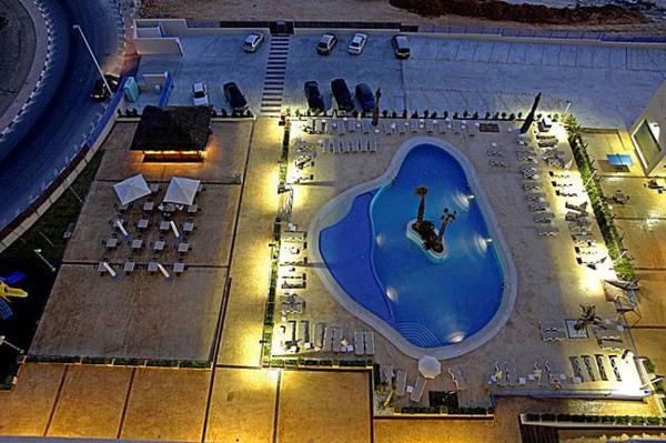 Piso en avenida del Puerto, 1