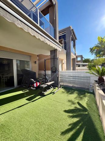 Chalet adosado en CL Felip De Togores