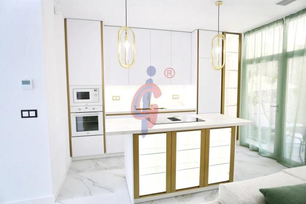 Piso en calle Ausiàs March, 80