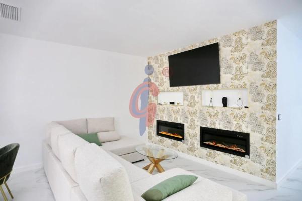 Piso en calle Ausiàs March, 80