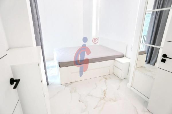 Piso en calle Ausiàs March, 80