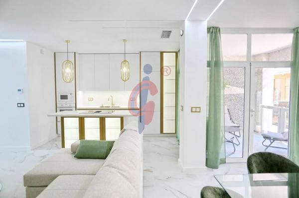 Piso en calle Ausiàs March, 80