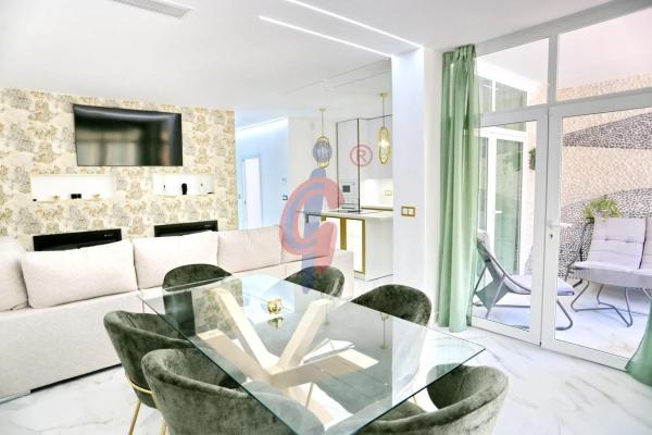 Piso en calle Ausiàs March, 80