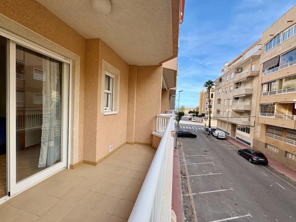 Piso en calle Nou d'Octubre, 3