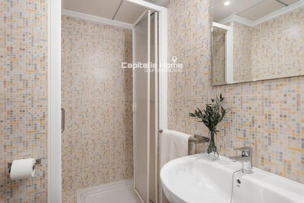 Piso en calle Azorín, 3