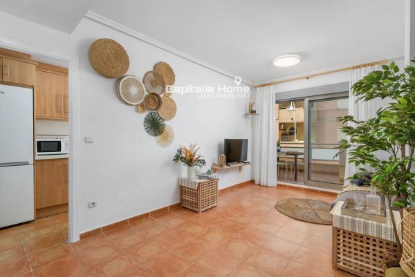 Piso en calle Azorín, 3